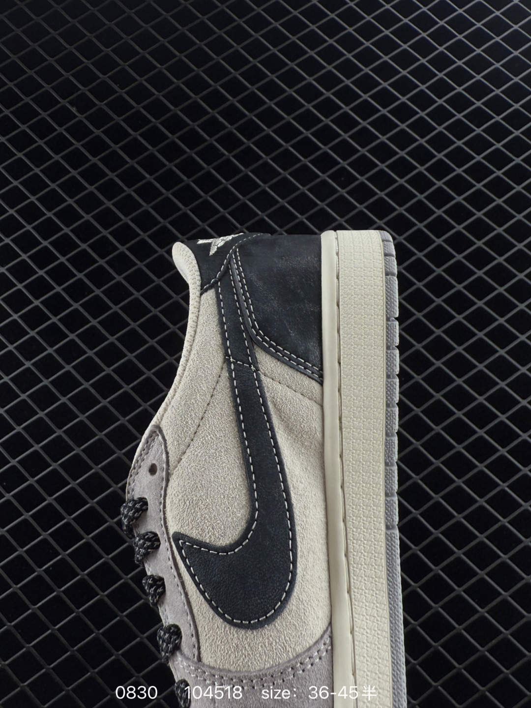 Travis Scott x Air Jordan 1 ” Reverse Mocha “